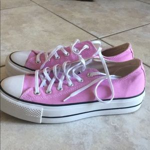 NEW platform pink converse (W 10)